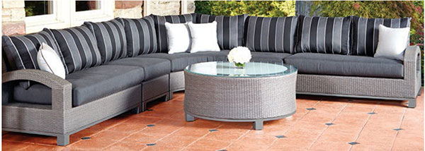 Venetian Curved Sectional